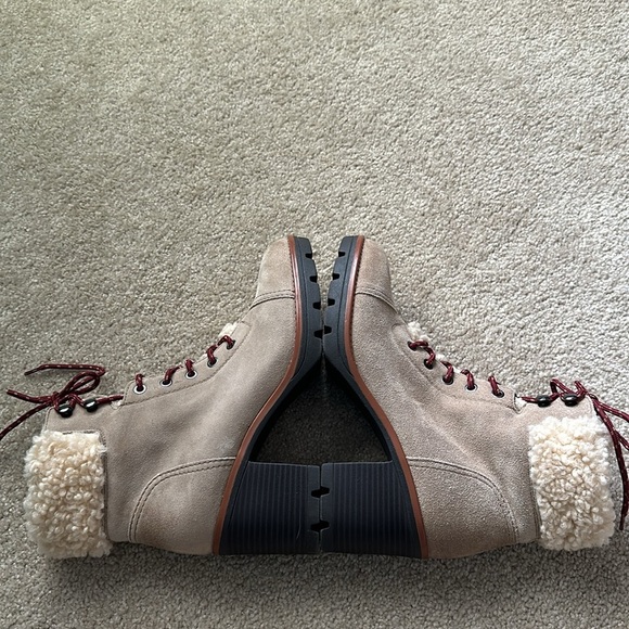 Naturalizer Varuna 2 Oatmeal Suede Side Zip Heeled Boots Women’s Size 9.5 - Picture 3 of 10